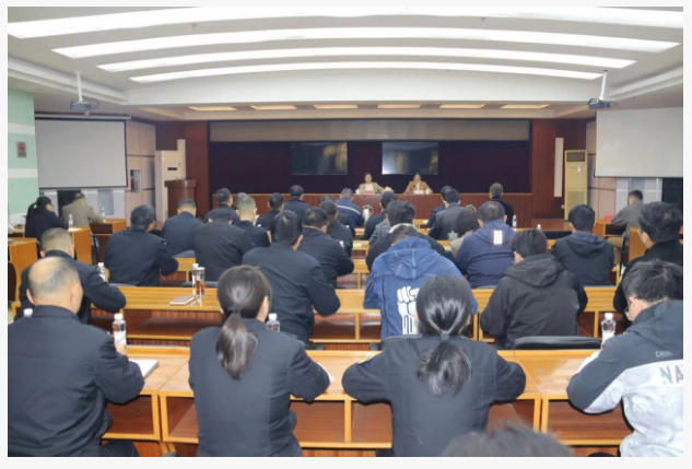 市社科联党组书记、主席马莉萍赴